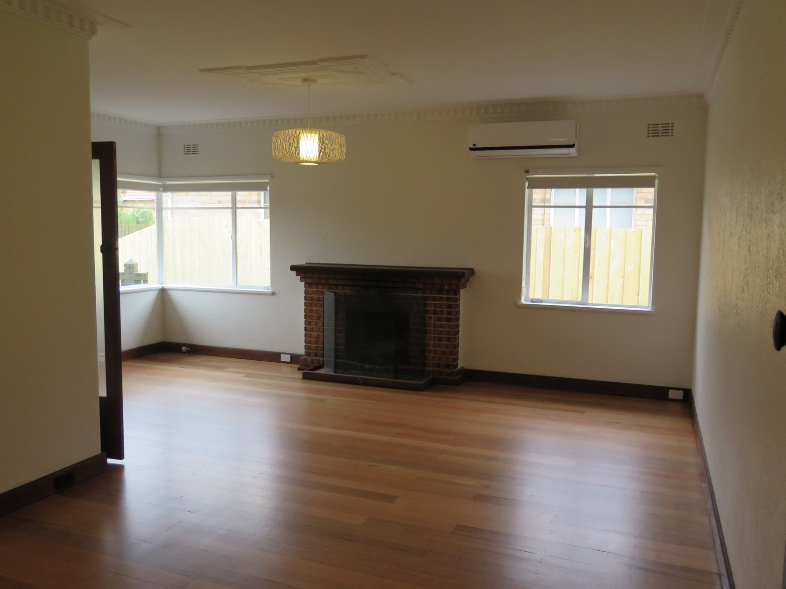 Gallery: 1/33 Sunray Avenue
