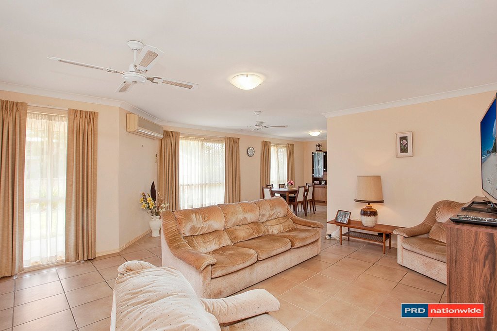1/33 TALLEBUDGERA Drive PALM BEACH 5