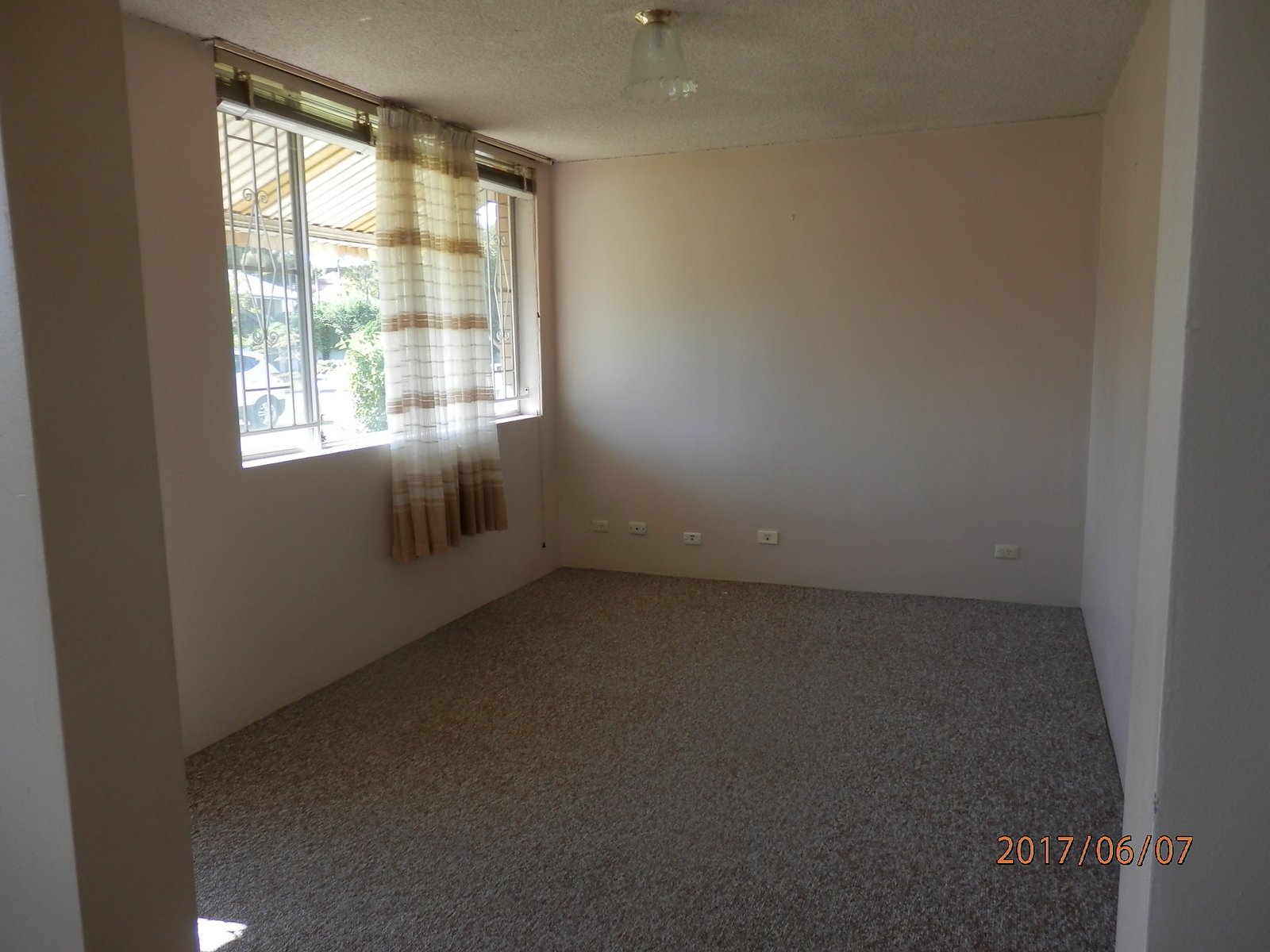 1/33 Vernon Street NUNDAH 2