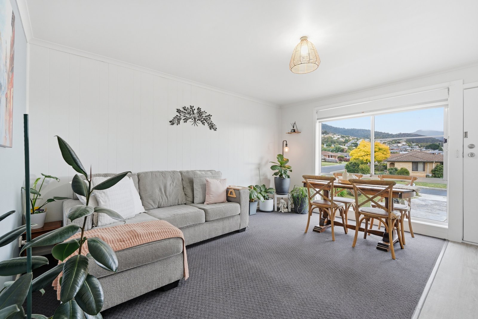 1/33 Walgett Place GLENORCHY 7