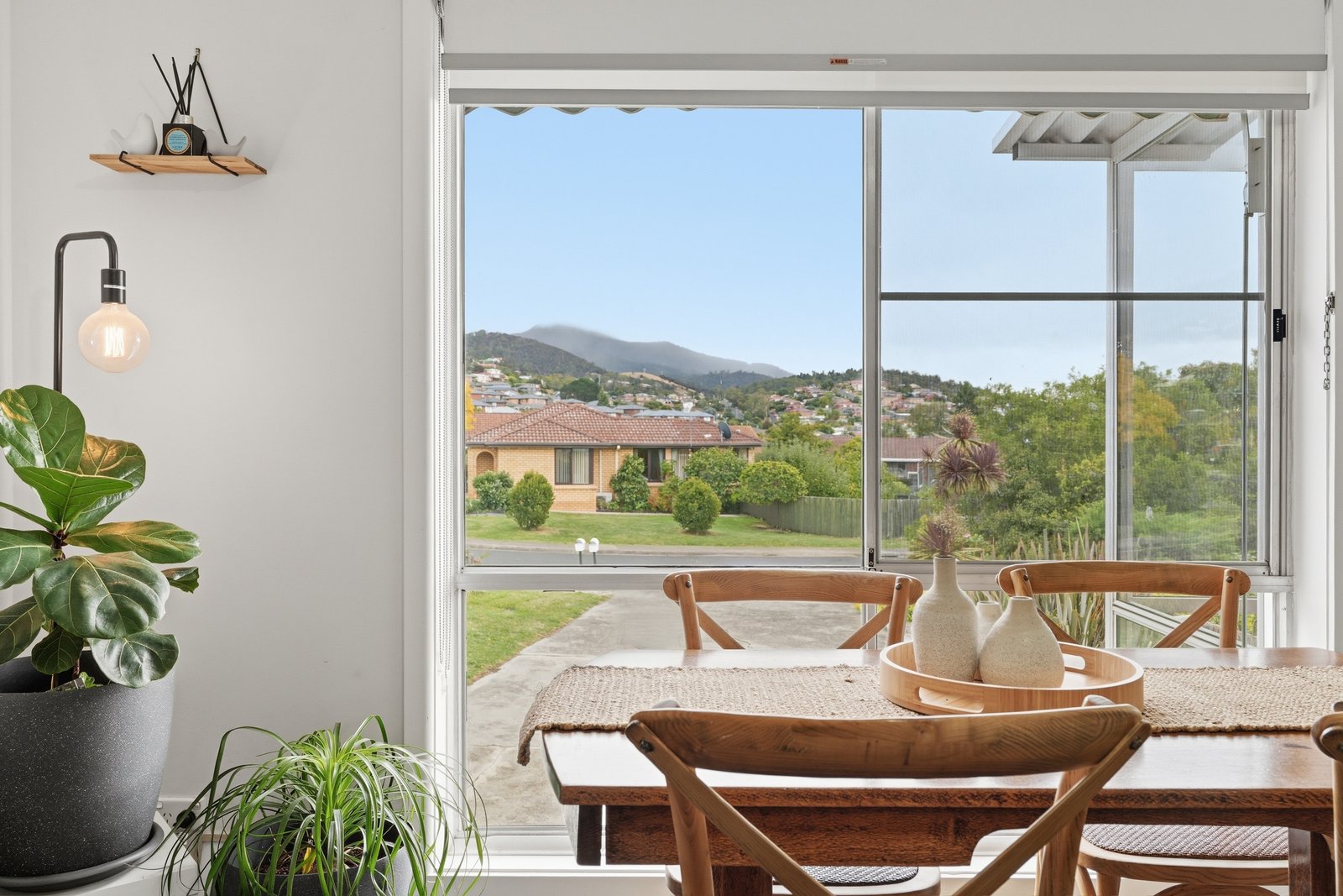 1/33 Walgett Place GLENORCHY 9