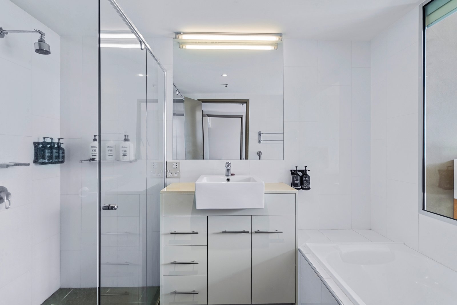 1330-1331/6-8 Stuart Street TWEED HEADS 9