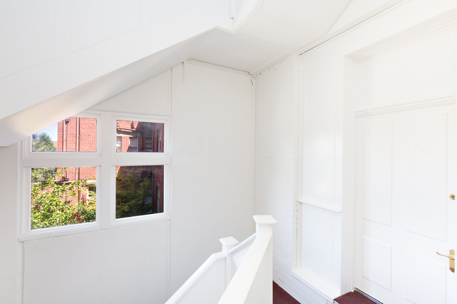 Gallery: 13/300 Gillies Street North