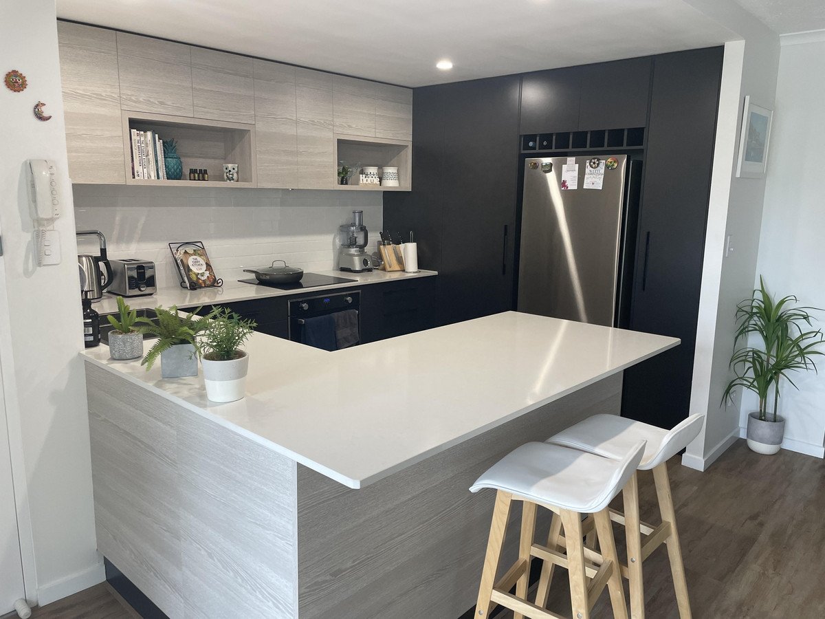 13/32 William Street Mermaid Beach 2