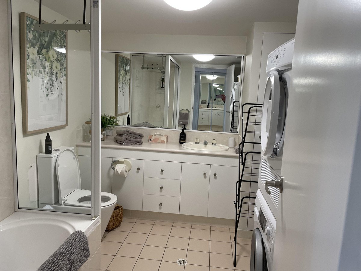 13/32 William Street Mermaid Beach 6