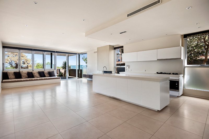 Gallery: 1/333 Beach Road