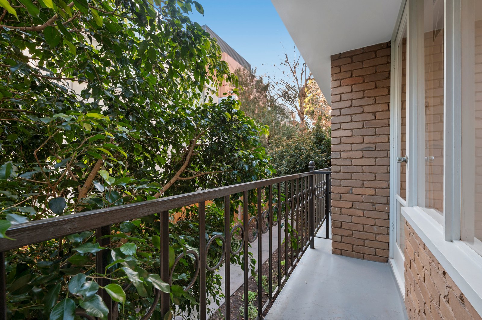 Gallery: 13/33 Kensington Road