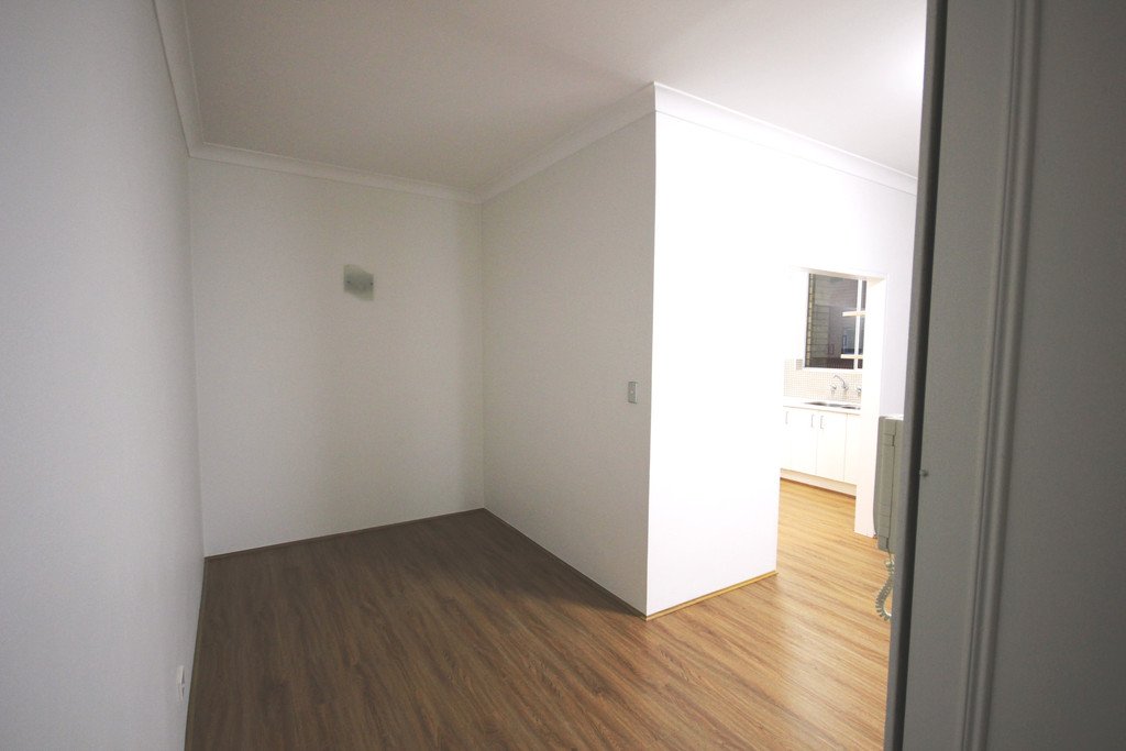 13/33 Warialda Street KOGARAH 4