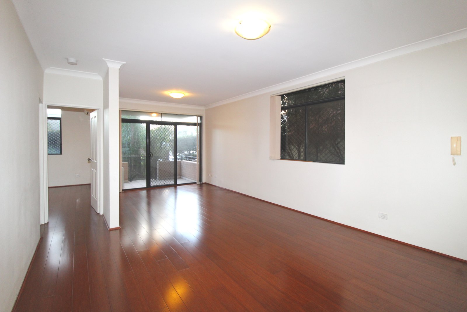 13/34 Melvin Street BEVERLY HILLS 1