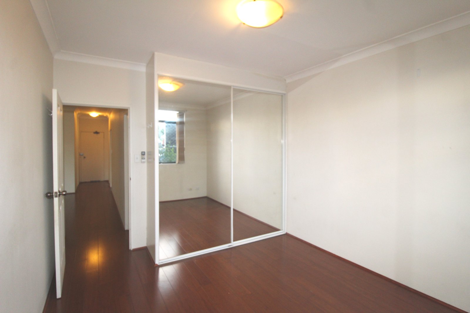 13/34 Melvin Street BEVERLY HILLS 5