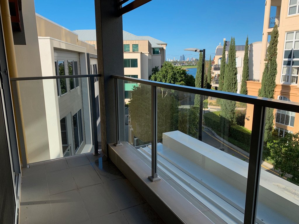 13/3400 Panorama Drive CARRARA 10