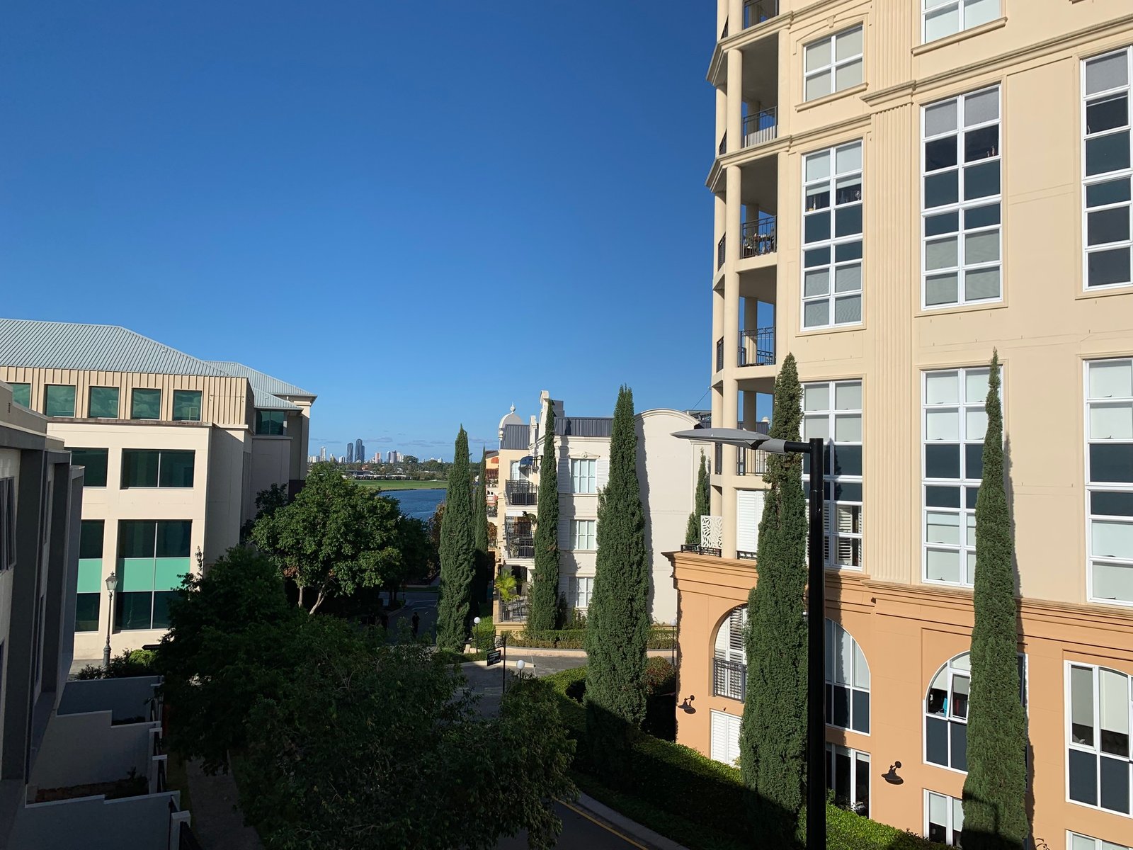 13/3400 Panorama Drive CARRARA 11