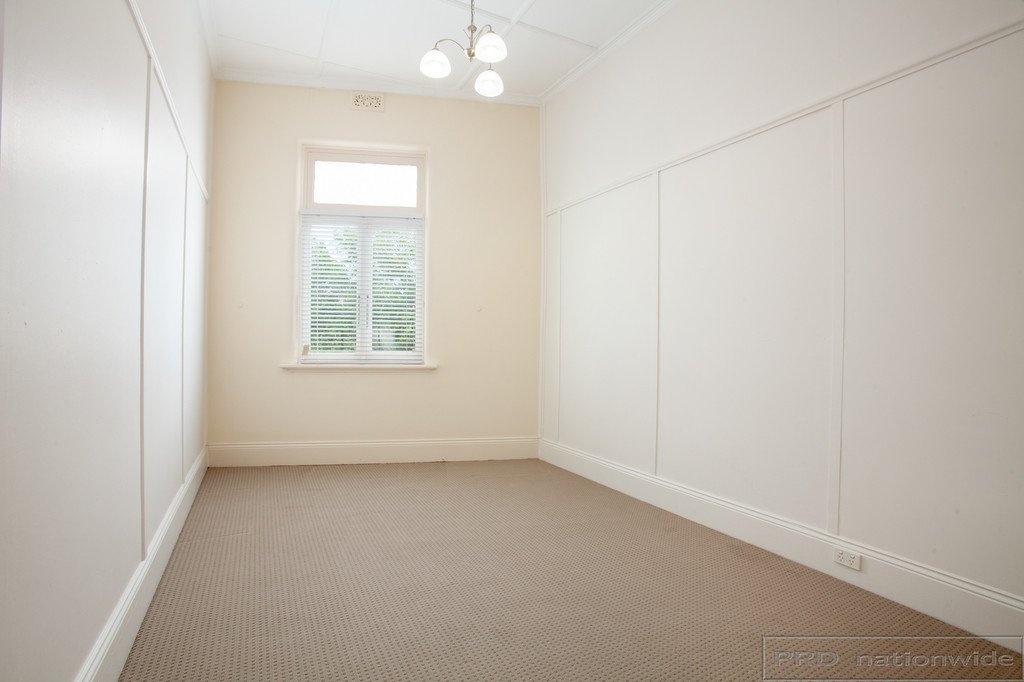 1/335-337 High Street MAITLAND 9