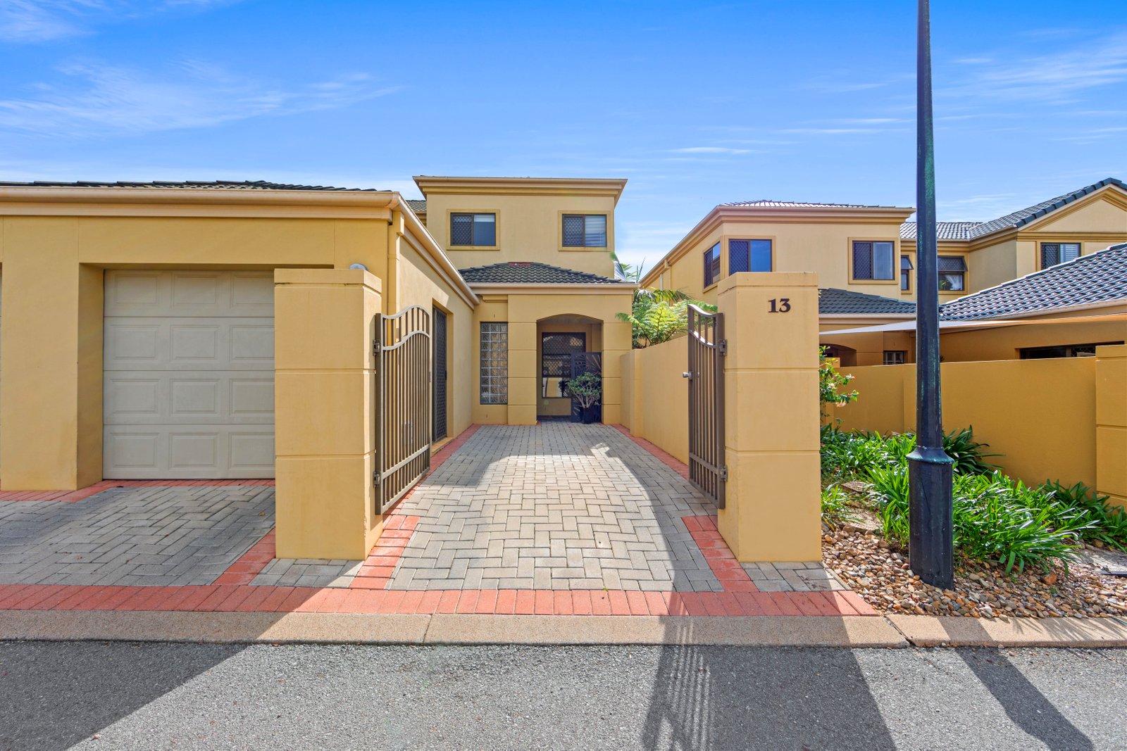 13/37 Paradise Springs Avenue ROBINA 1