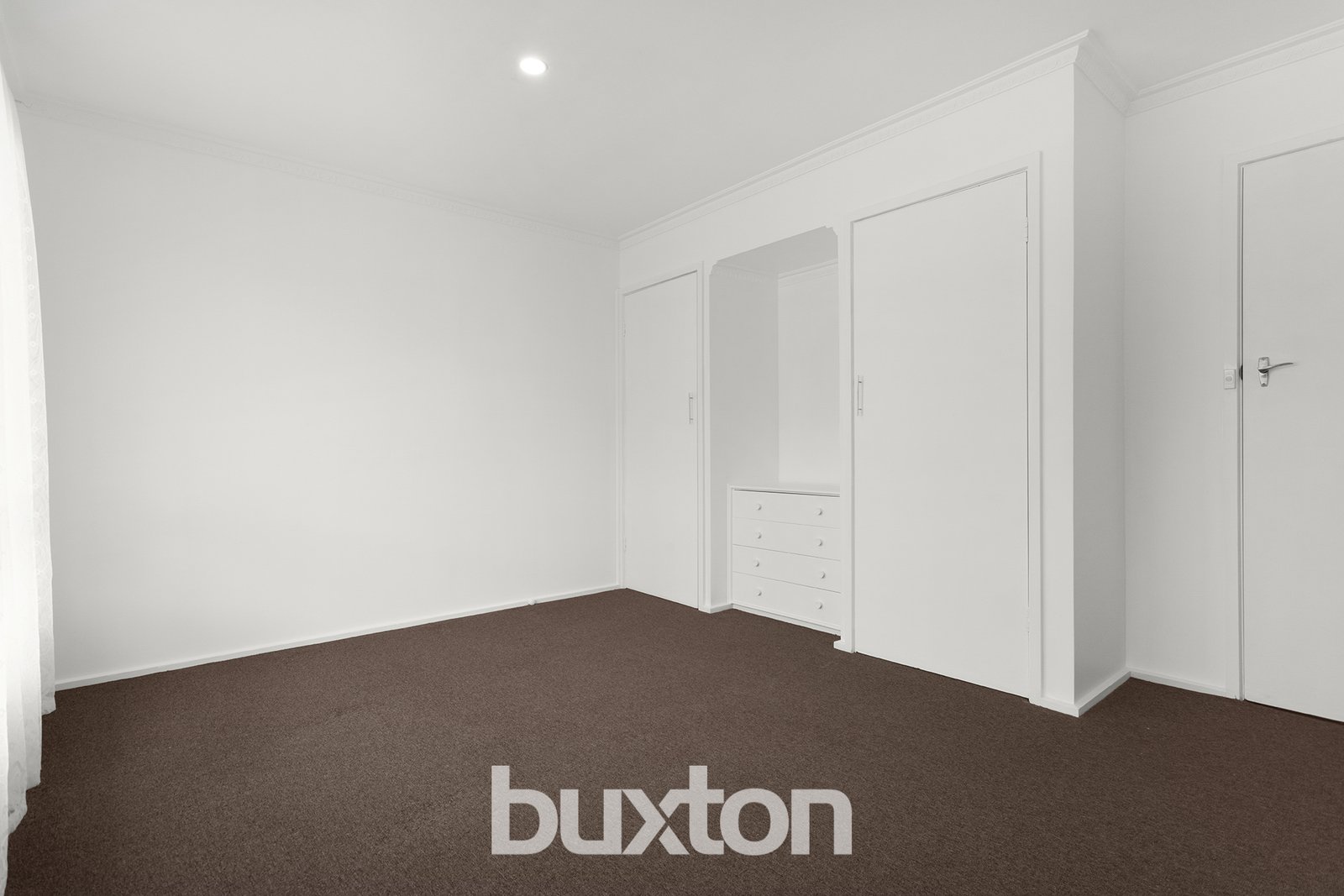 Gallery: 13/372-373 Station Street