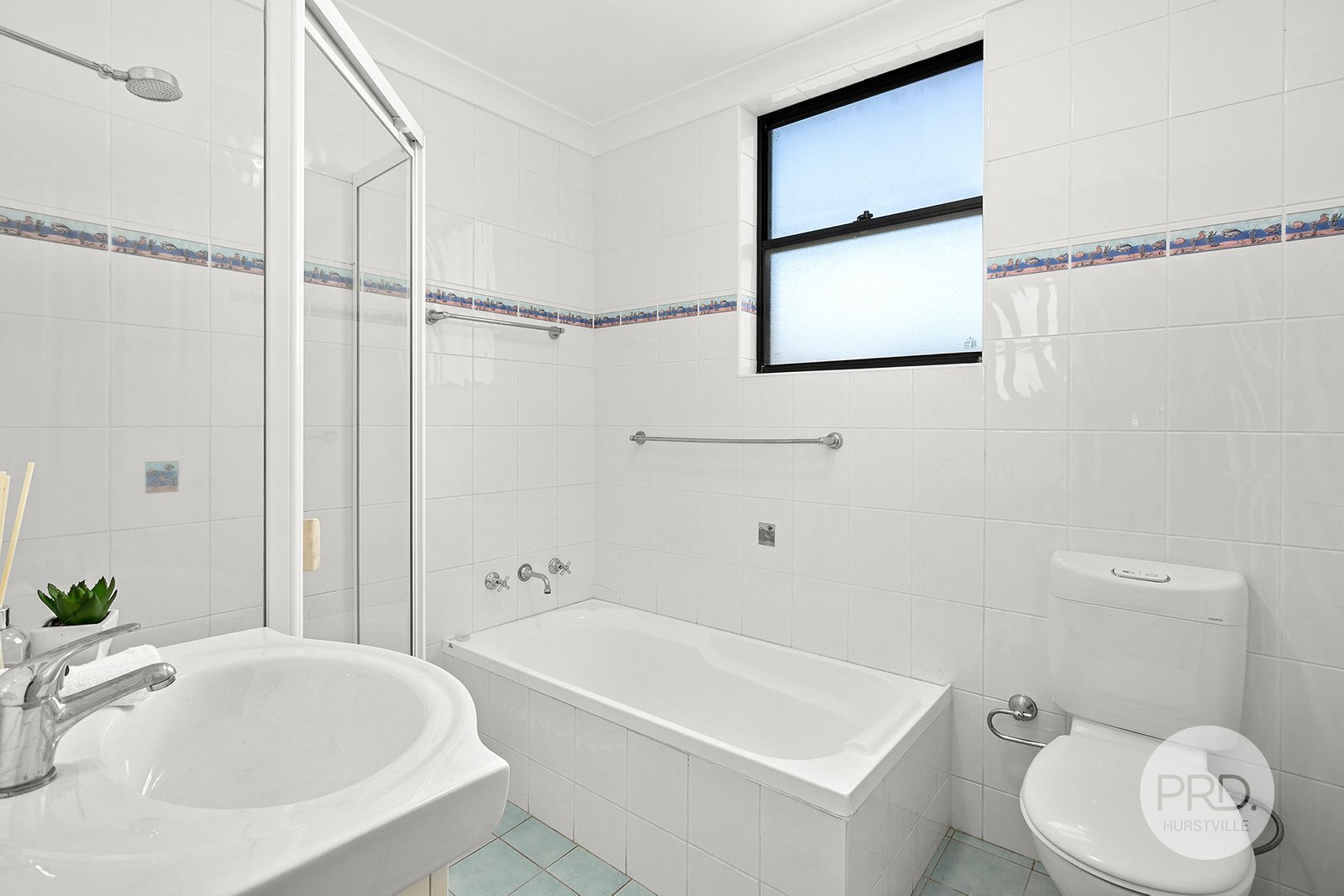 13/38 The Avenue ( Entrance Via Cross Street)  HURSTVILLE 5
