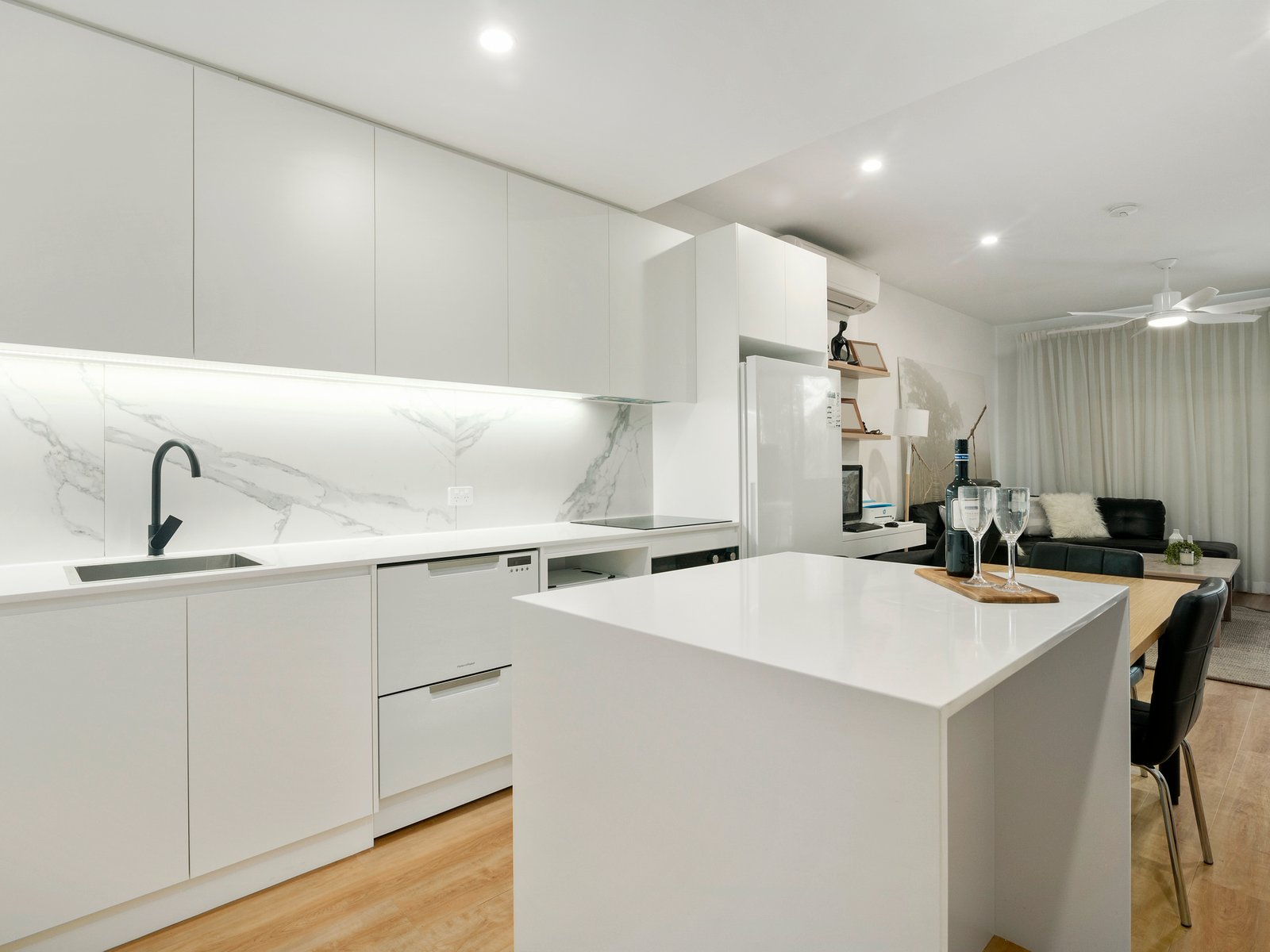 133/99 Griffith Street COOLANGATTA 1