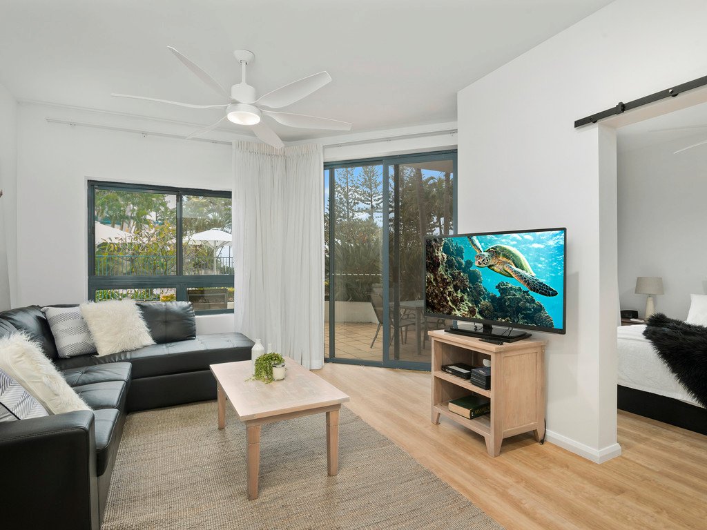 133/99 Griffith Street COOLANGATTA 4