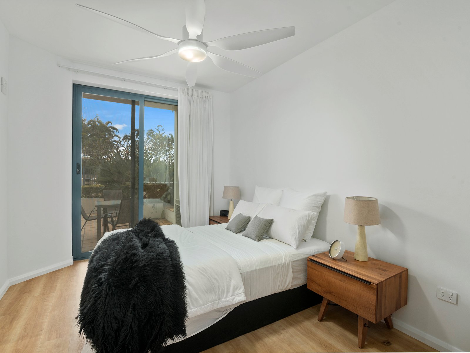 133/99 Griffith Street COOLANGATTA 6
