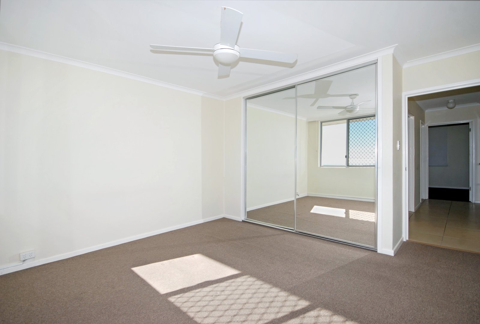 13/4-6 Musgrave St KIRRA 8