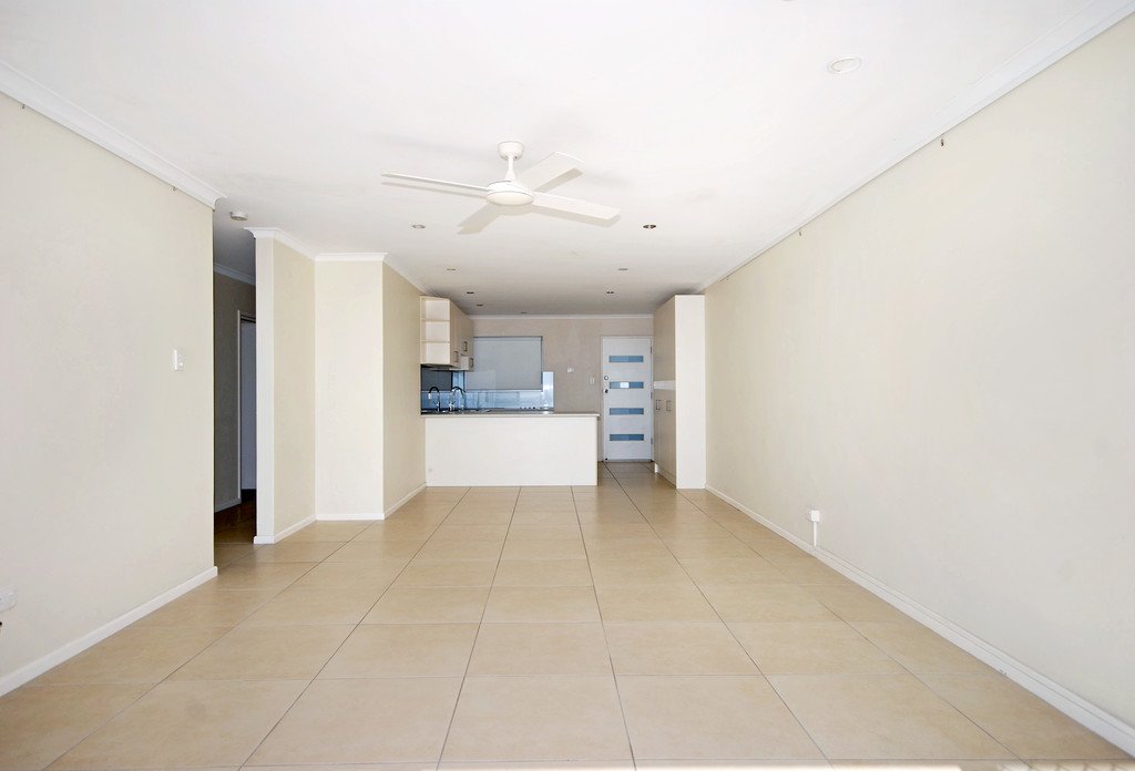 13/4-6 Musgrave St KIRRA 4