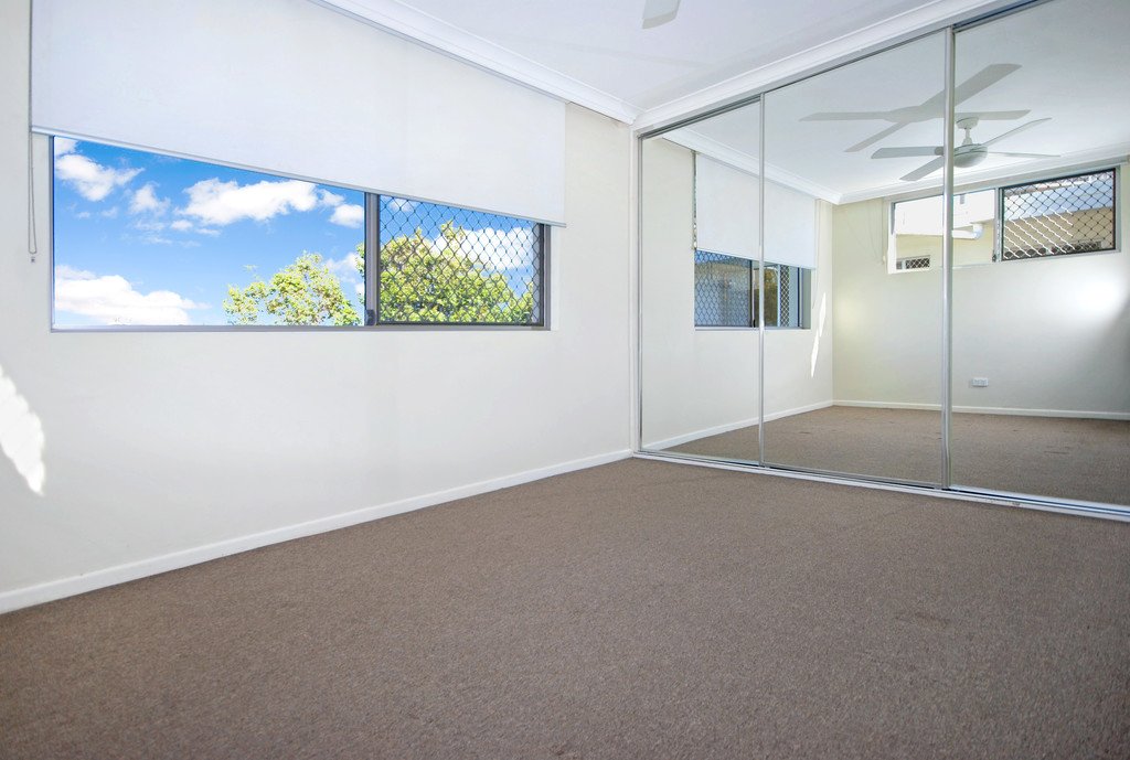 13/4-6 Musgrave St KIRRA 9
