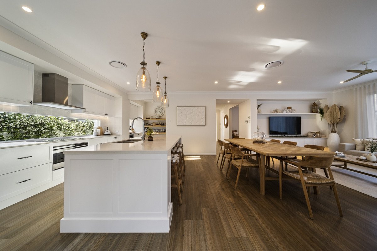 134 Acanthus Avenue BURLEIGH WATERS 5