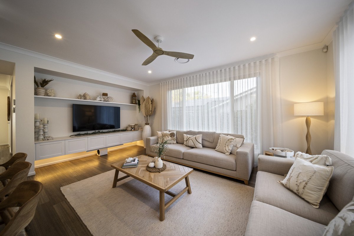 134 Acanthus Avenue BURLEIGH WATERS 9