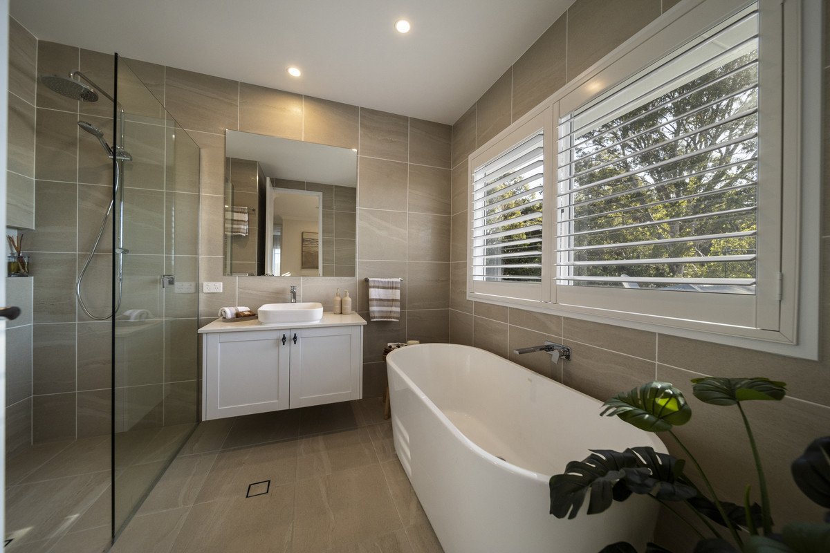 134 Acanthus Avenue BURLEIGH WATERS 22