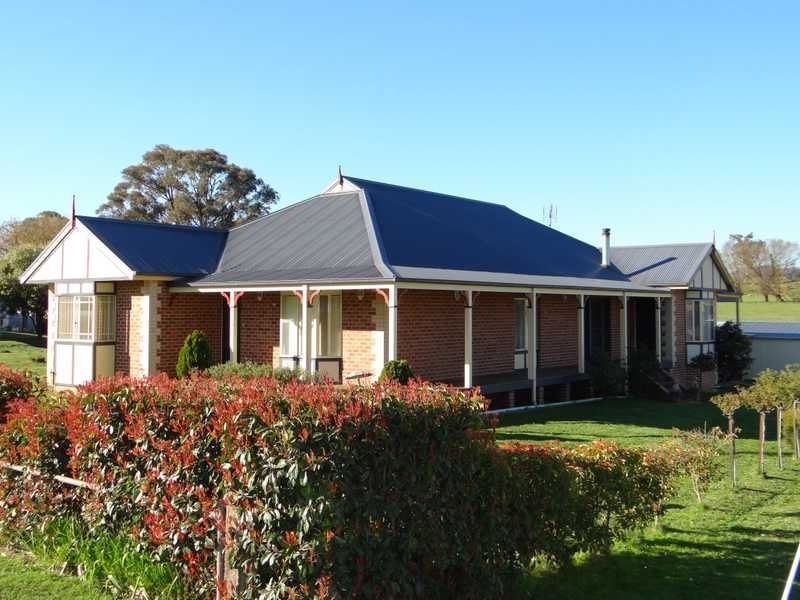 134 Albury Street TUMBARUMBA 3