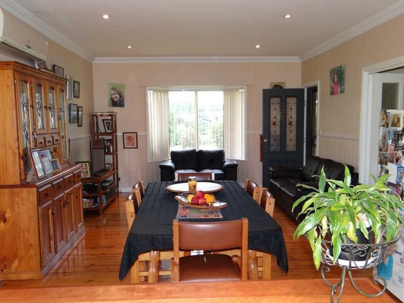 134 Albury Street TUMBARUMBA 10