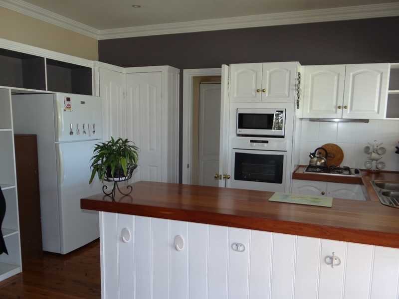 134 Albury Street TUMBARUMBA 12