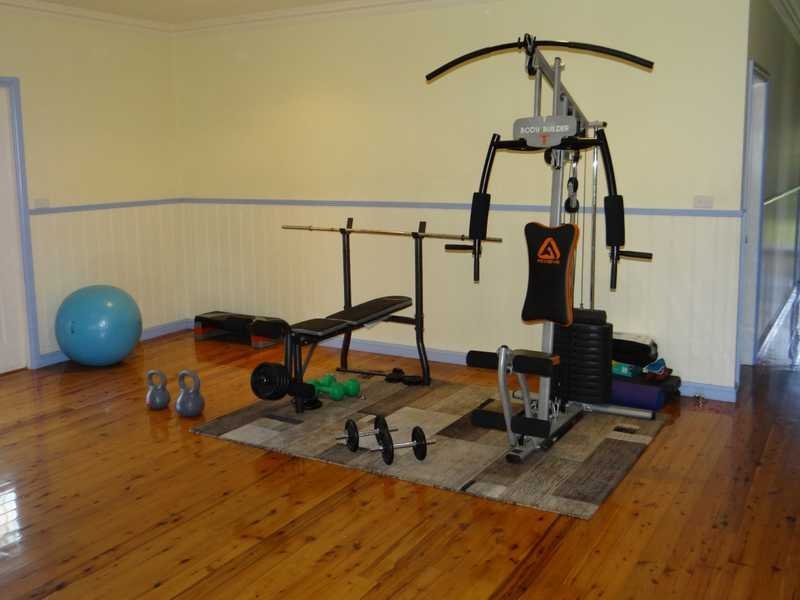 134 Albury Street TUMBARUMBA 14