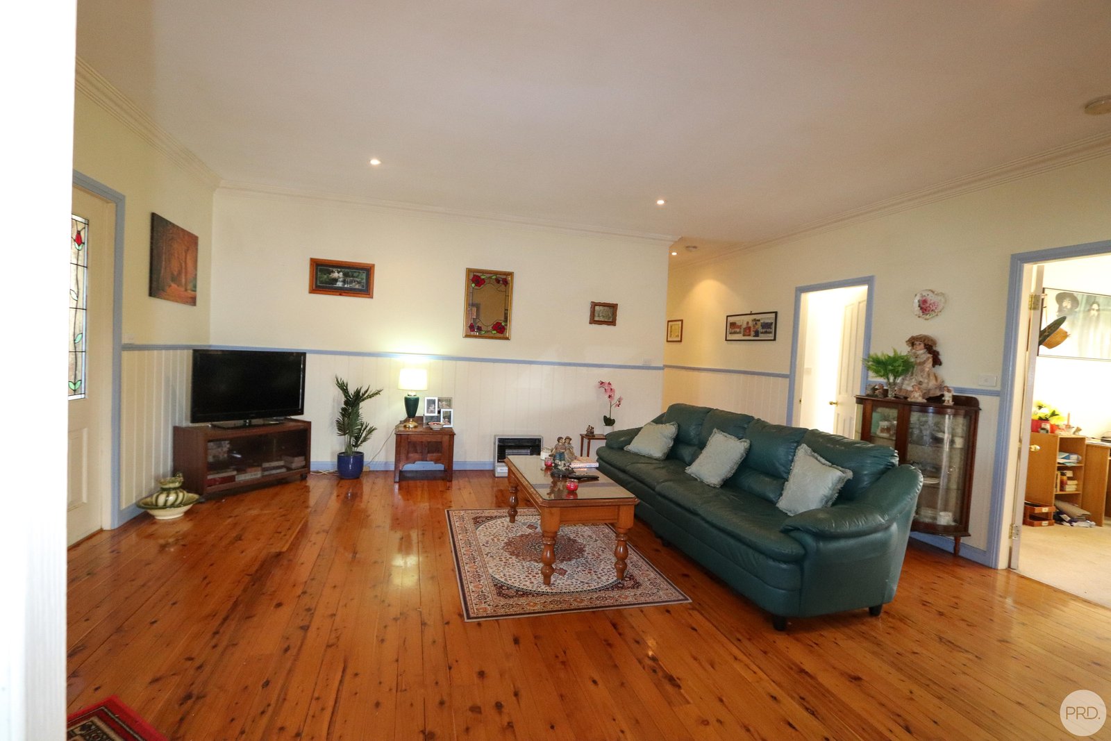 134 Albury Street TUMBARUMBA 11