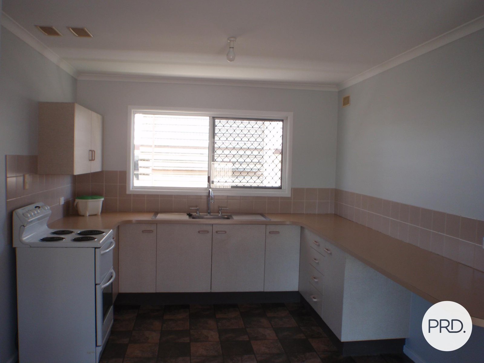 1/34 Cope Street CASINO 3