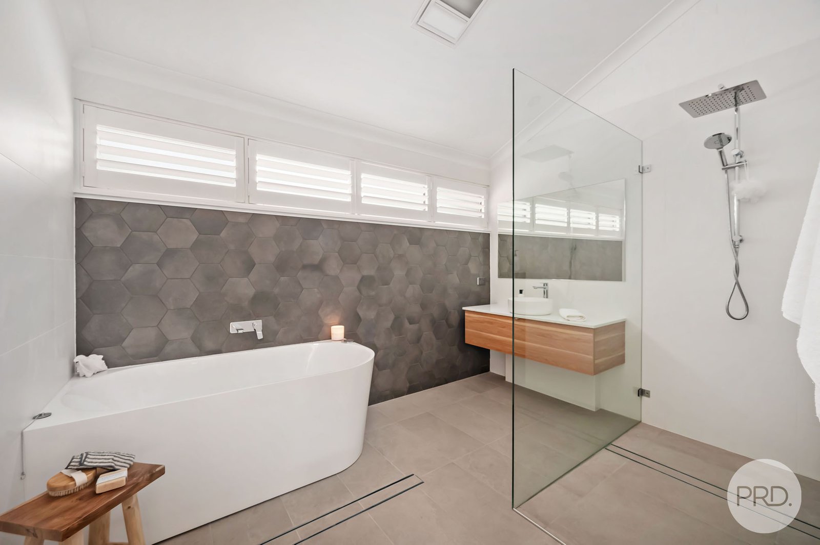 13/4 Cromarty Road SOLDIERS POINT 17