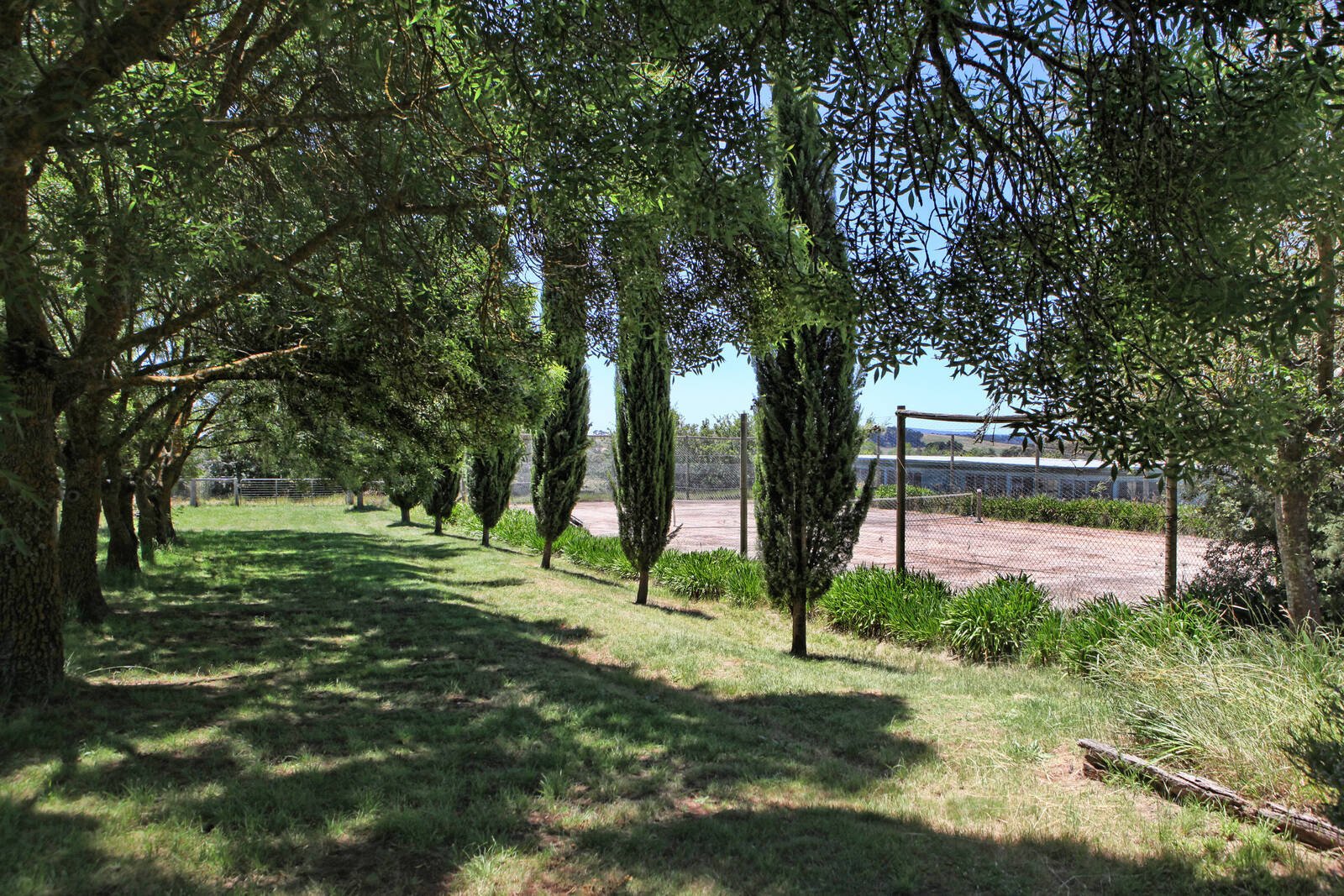 Real Estate and Property in 134 Crows Road, Woodend, VIC