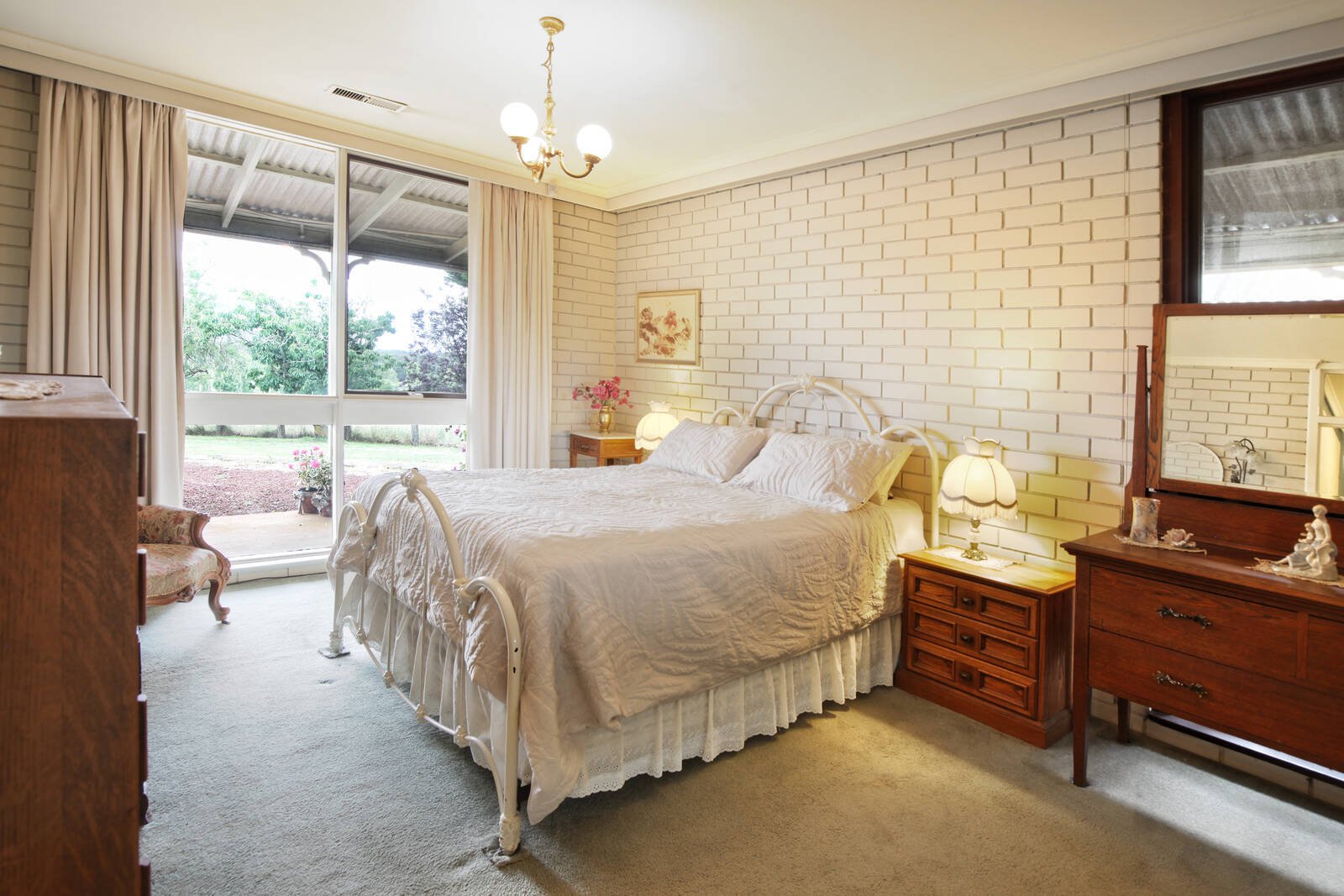 Real Estate and Property in 134 Crows Road, Woodend, VIC