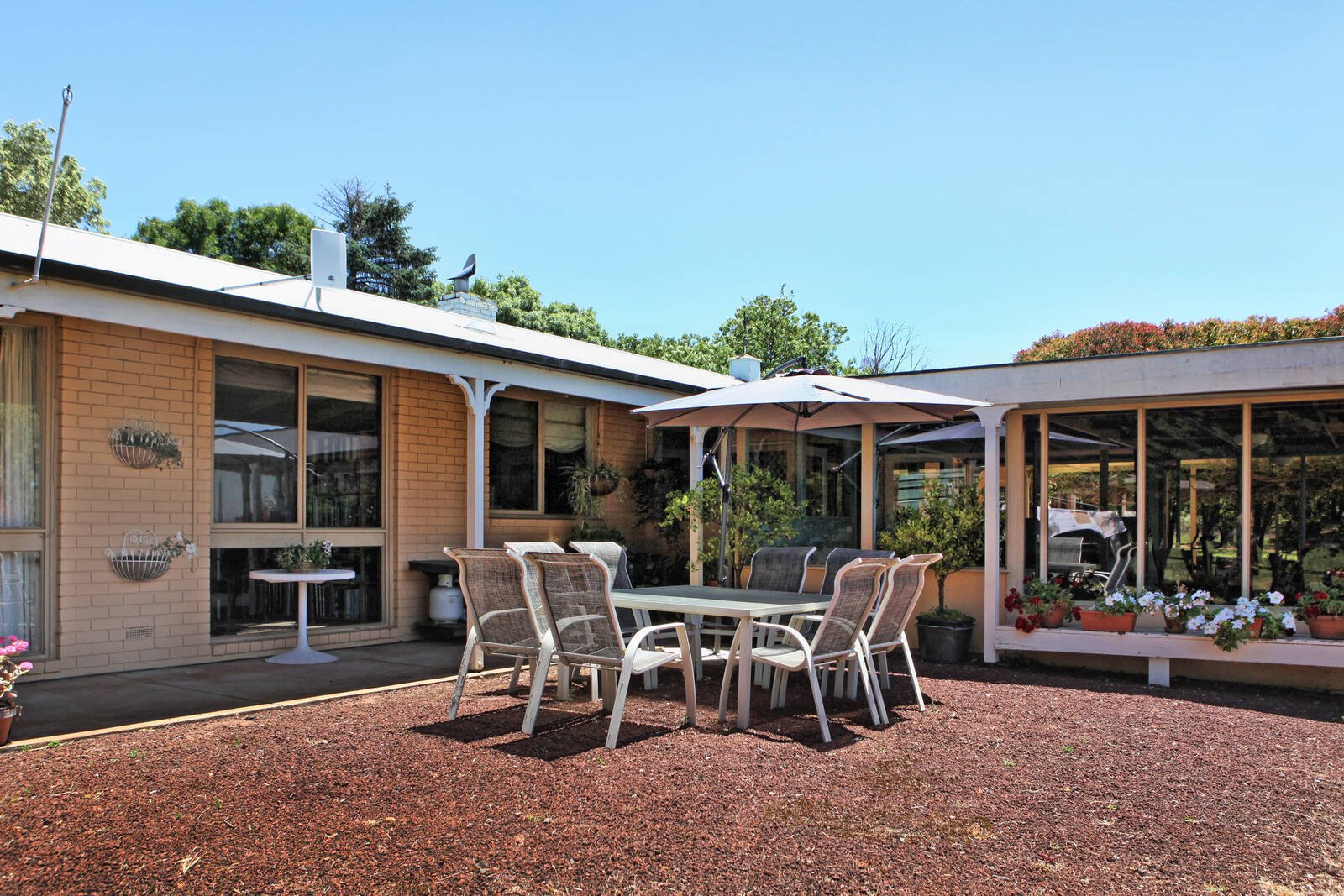 Real Estate and Property in 134 Crows Road, Woodend, VIC