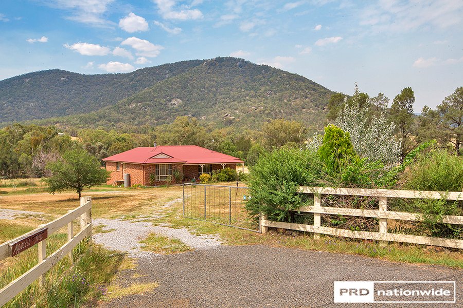 134 Elizabeth Drive TAMWORTH 1