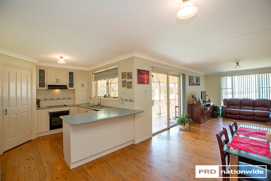 134 Elizabeth Drive TAMWORTH 3