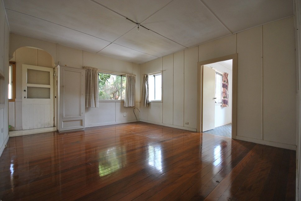134 Eugaree Street SOUTHPORT 3