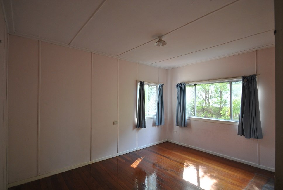 134 Eugaree Street SOUTHPORT 5