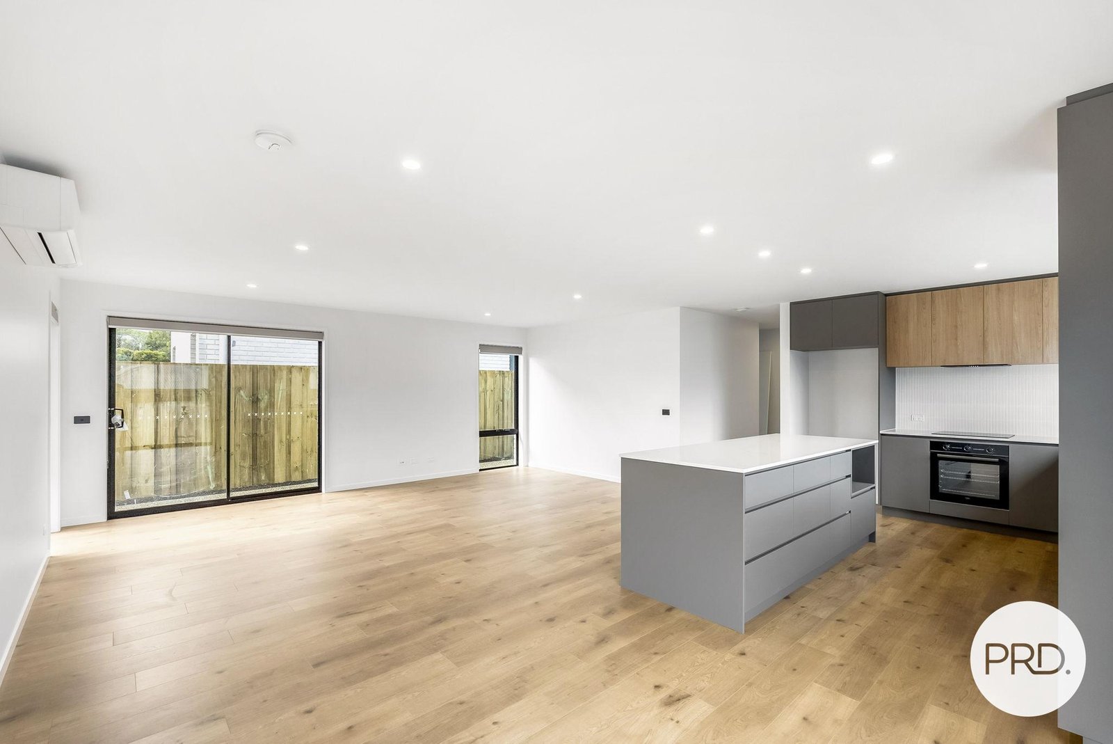 1/34 Fouche Avenue OLD BEACH 2