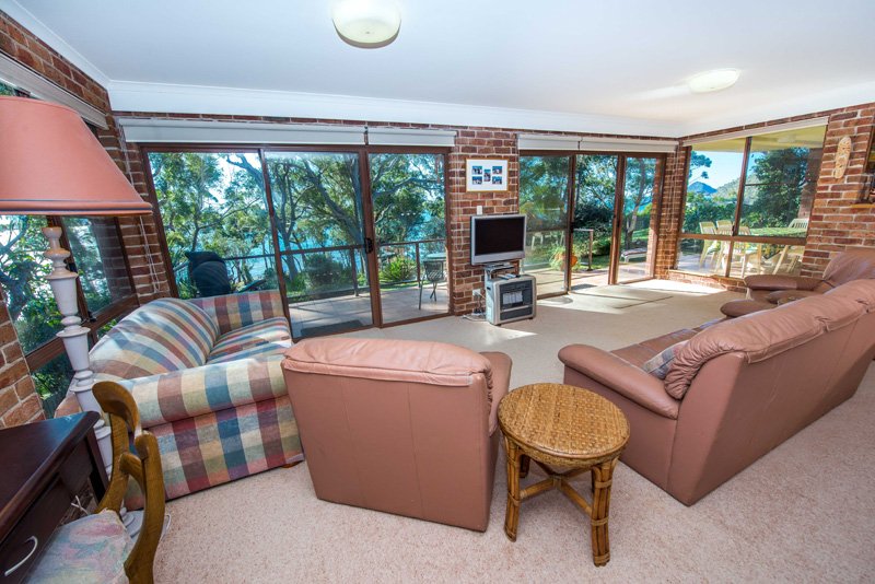 1/34 Gloucester Street NELSON BAY 10