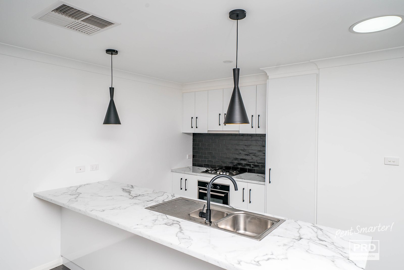 1/34 Lindsay Street TURVEY PARK 3