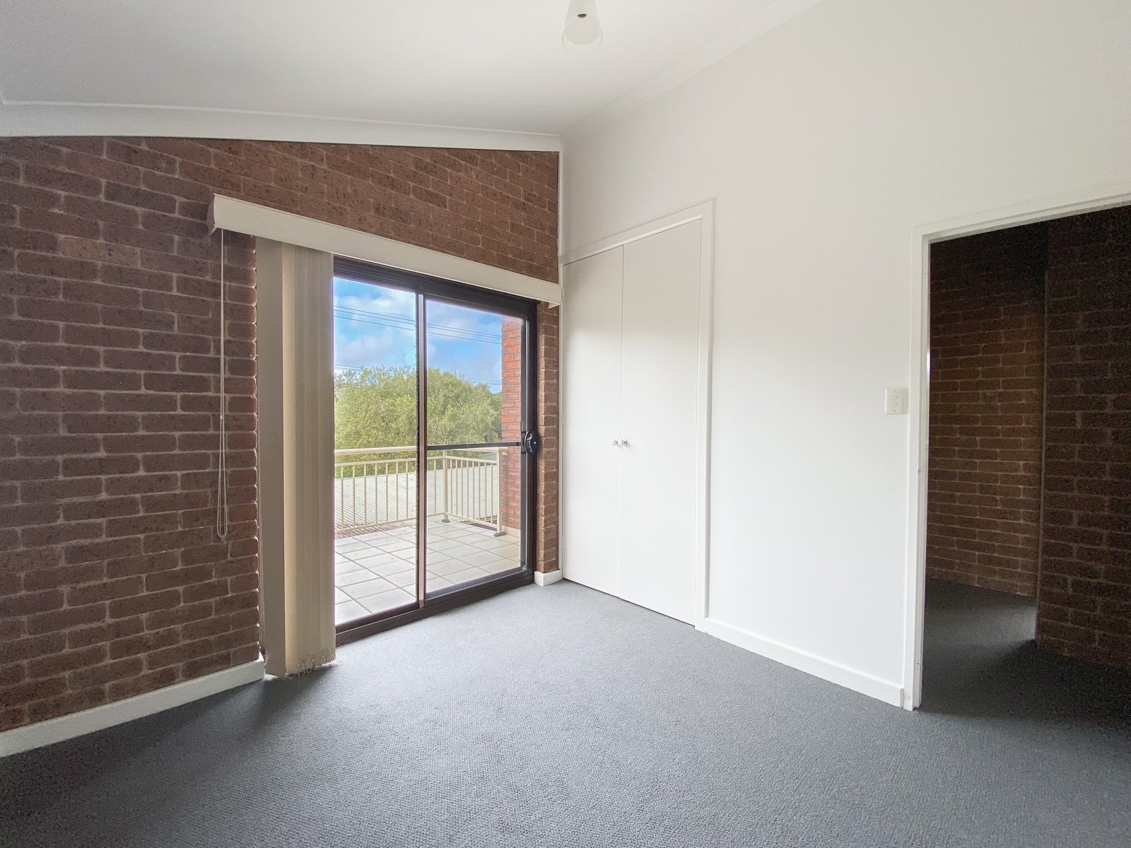 1/34 Marine Drive FINGAL BAY 9