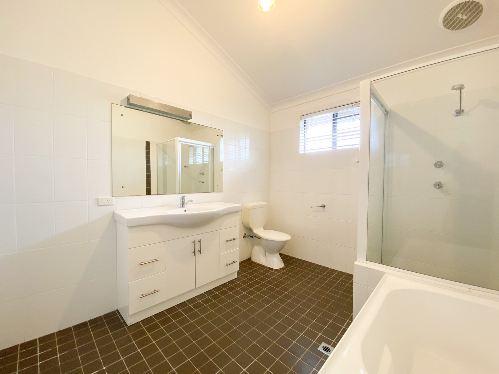 1/34 Marine Drive FINGAL BAY 10