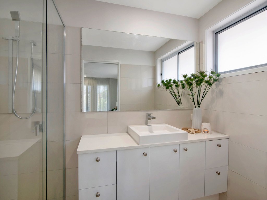 134 Melaleuca Drive PALM BEACH 12