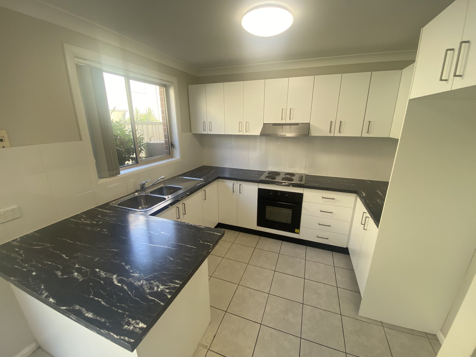 13/4 Myall Road CASULA 3